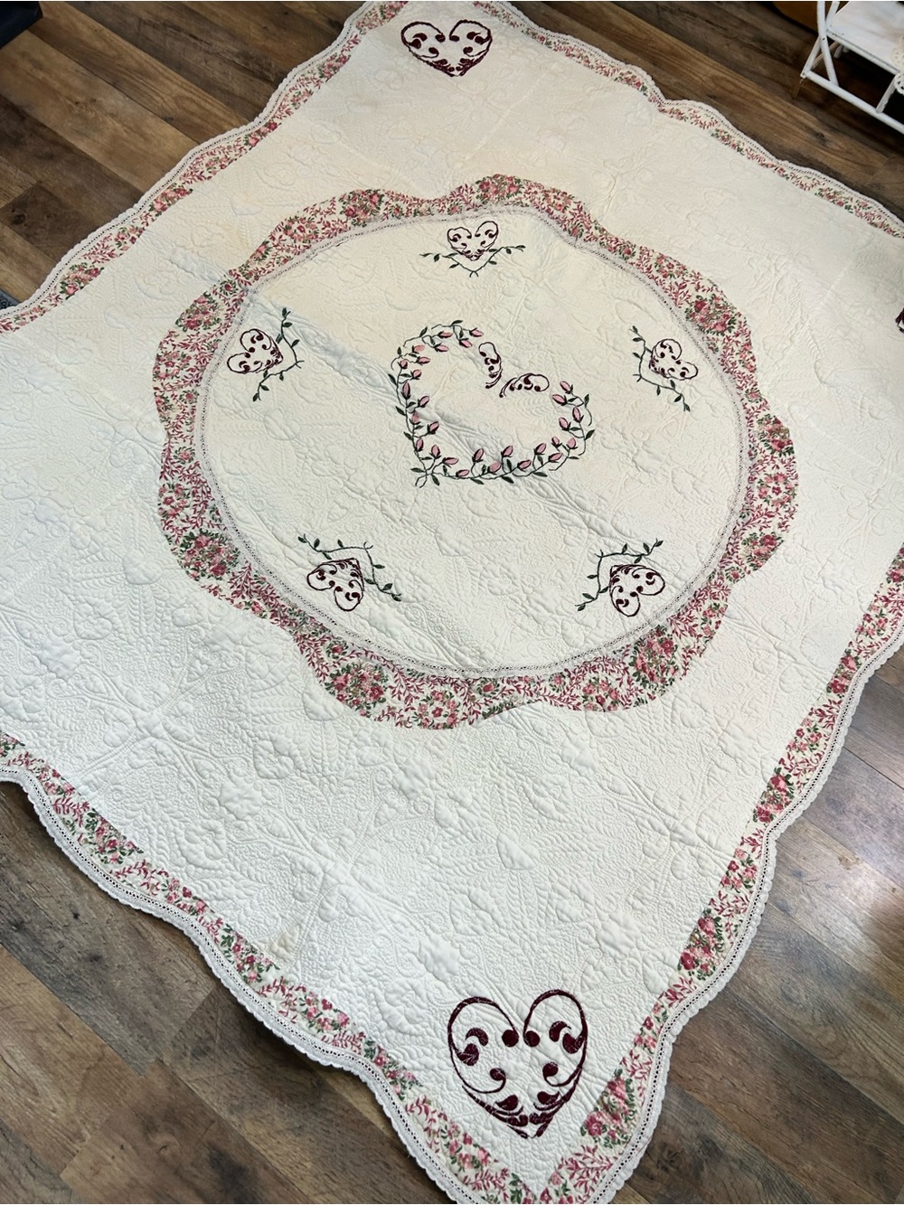 Cracker Barrel Quilted Throw/Wall Hanging 50x60 Floral Hearts Cotton Blanke